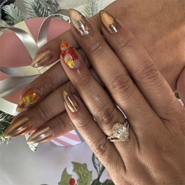 nails